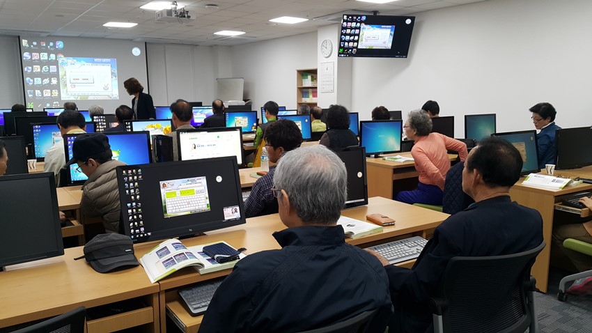 2.예천군, 주민정보이용실 활용한 주민정보화교육 실시